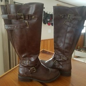 Guess Brown Boots 👢